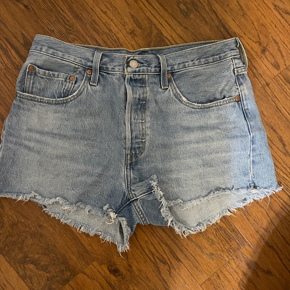 501 Levi Original Jean Shorts